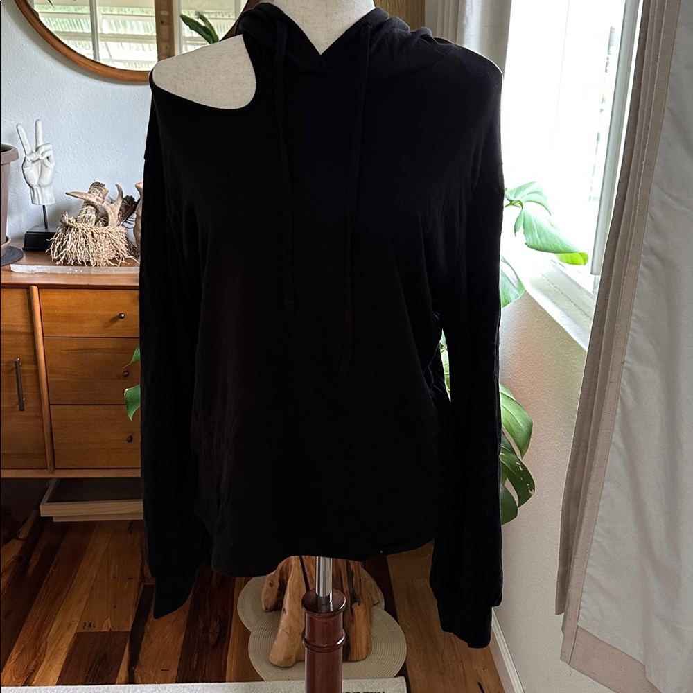NWT LA Made Cold Shoulder Hooded Sweatshirt - Picture 3 of 5